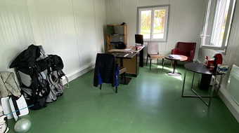 tokonoma agency  amo a accompagne le golf de pau dans la creation d un batiment et d un bureau